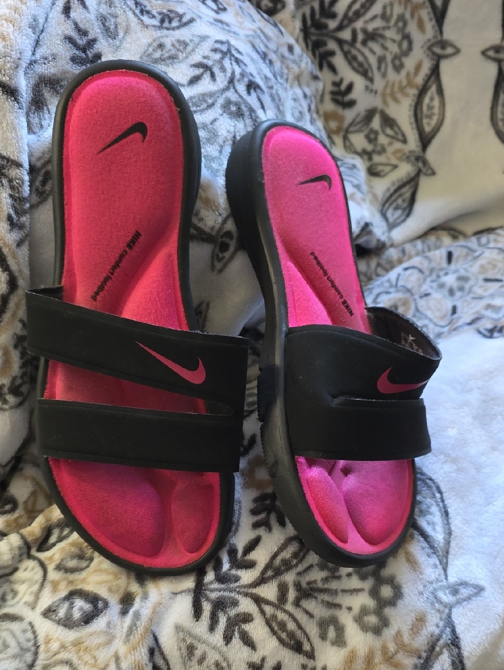 Nike Women’s Pink and Black Slide Sandals